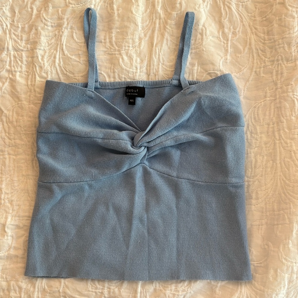 blue tank top